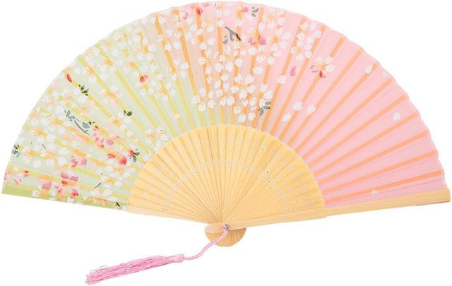 Handgefertigter Faltfächer im japanischen Vintage-Stil mit Schmetterlings- und Blumenmuster von CosyHome in Rosa und Weiß - Bild 1
