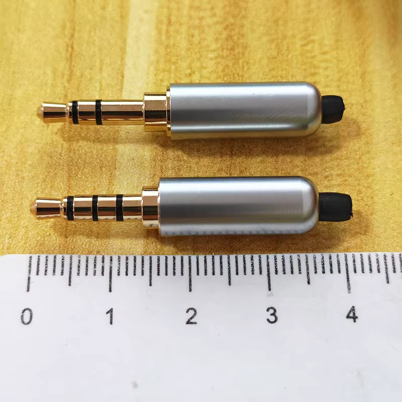 YuXi 3,5 mm Audiostecker vergoldet, 3-polig oder 4-polig, Stereo-Kopfhöreranschluss zum Löten für DIY-Reparaturen, Grau/Gold - Bild 2