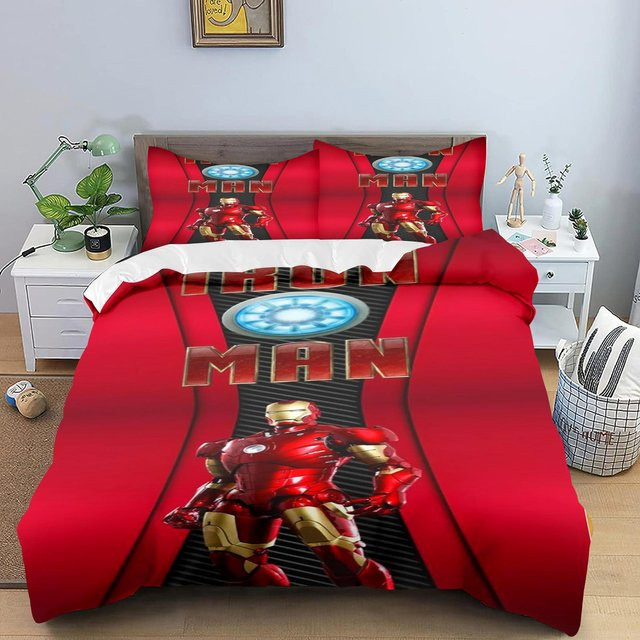Monika Chen Iron Man Kuromi Bettwäsche-Set für Kinder, 3-teilig, Farbe: Rot, B/H: 180 x 220 cm - Bild 1