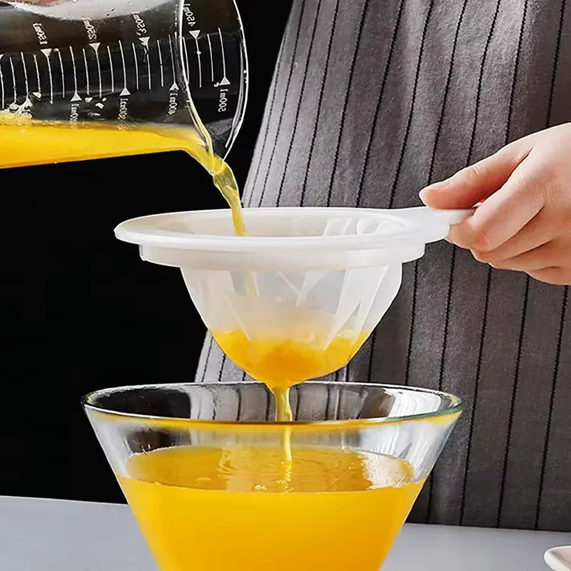 DUTRIEUX Wiederverwendbarer Nylon Filterbeutel in Weiß für Sojamilch, Nussmilch und Tee mit Feinmaschen-Sieb - Bild 2