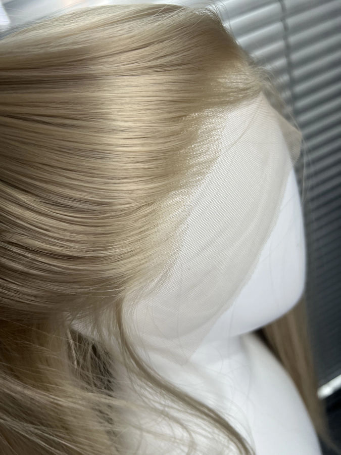 Aschblonde Synthetische Lace-Front-Perücke, 26 Zoll, Dauerwellige Lange Glatte Damenperücke - Bild 3