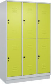 C+P Doppelstock-Spind Classic PLUS mit Sockel und 3 Abteilen in Viridingrün, H: 195 cm, B: 120 cm, T: 50 cm - Bild 1