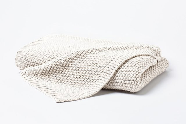 H.G. Hahn Strickdecke Wohndecke beige rustic plain - Bild 1