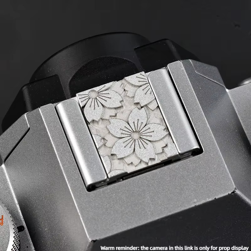 Fujifilm Staubschutzkappe aus Aluminiumlegierung für X-Serie Kameras in Silber - Bild 1
