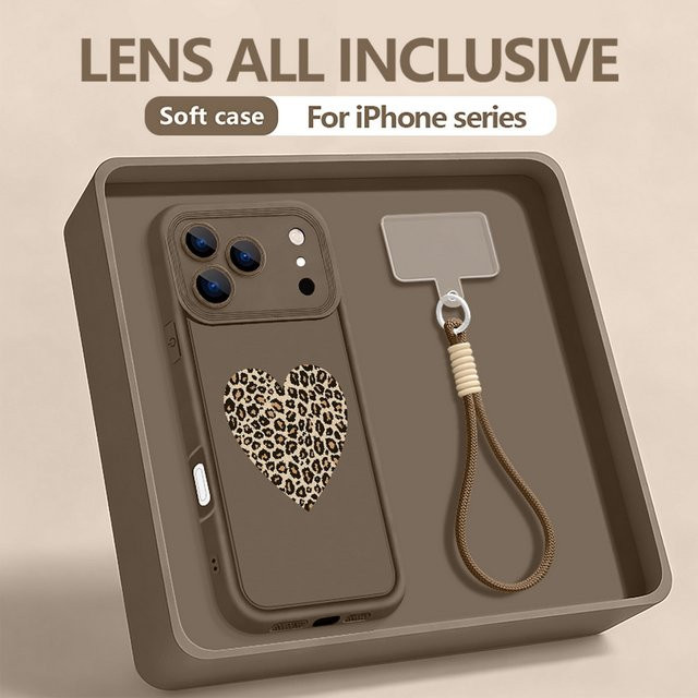 MOESOE Handyhülle mit Leopardenmuster und Herz-Print für iPhone 11 bis iPhone 18 Pro Max inklusive Handgelenkschlaufe aus weichem TPU in Beige und Weiß - Bild 1