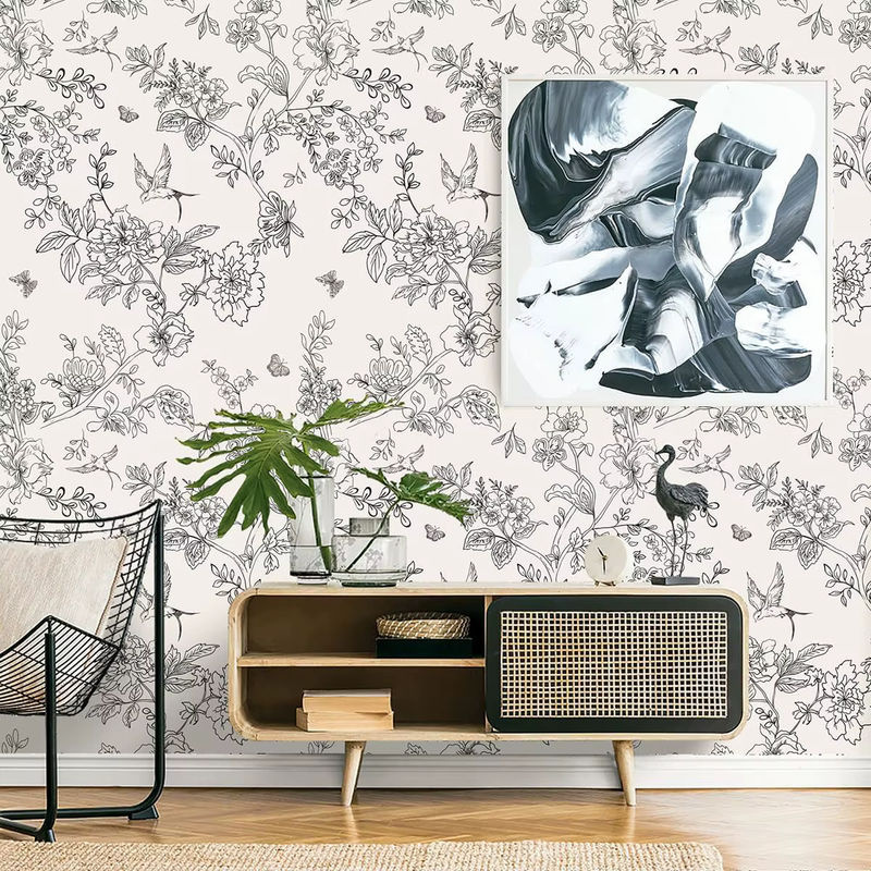 Selbstklebende Blumentapete von Brangdy mit Blumen- und Vogelmotiv in Schwarz-Weiß - Bild 2