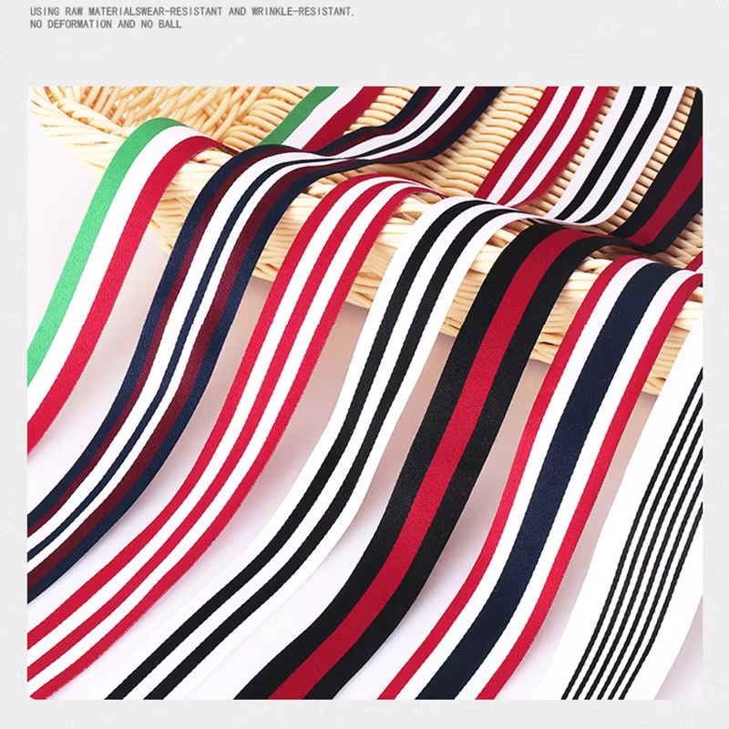 Dreifarbig gestreiftes, besticktes und verdicktes gewebtes Band in Multicolour für Rucksäcke und Medaillengurte, 5 Yards Länge - Bild 4