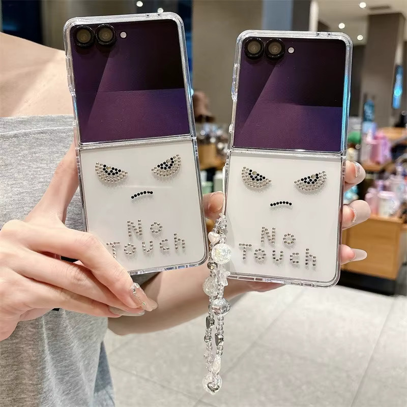 Stoßfeste Samsung Galaxy Z Flip Handyhülle mit Strass-Gesichtern und Handgelenkschlaufe, Transparent - Bild 3