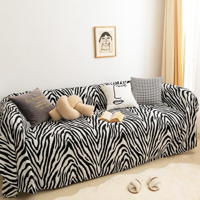 Super Six Sofa Überwurf mit Zebra Muster im Nordic Design, Breite: 85 cm, Tiefe: 130 cm - Bild 1