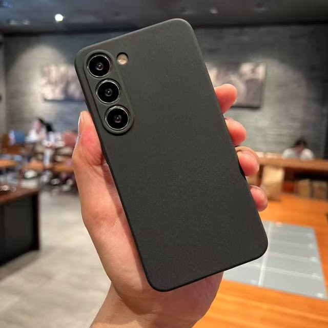 Stoßfeste Silikon Hülle für Samsung Galaxy A-Serie in Schwarz - Bild 1