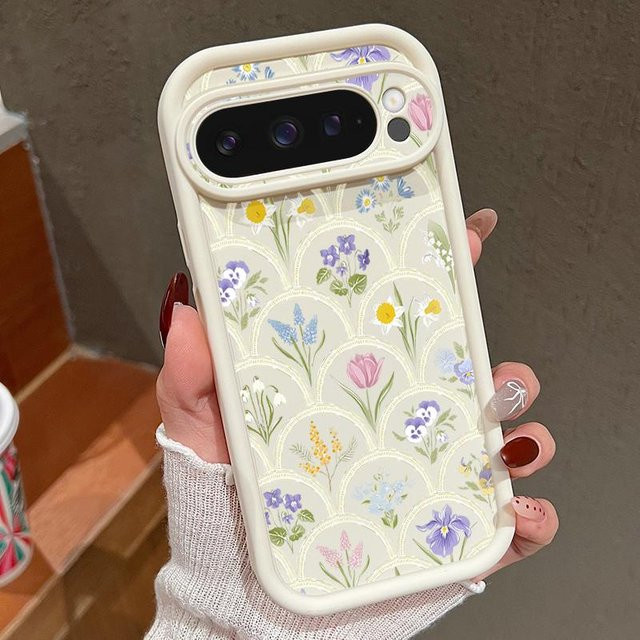 Google Pixel 10 Pro Schutzhülle aus weichem TPU Silikon mit Cartoon Blume Design in Multicolour - Bild 1
