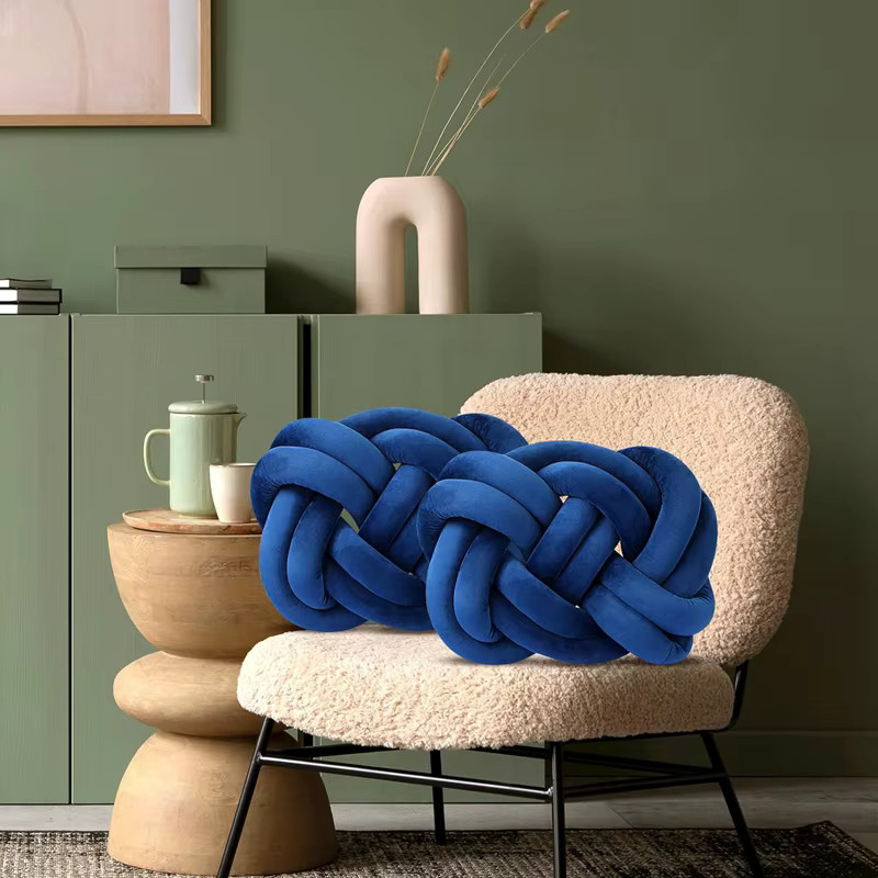 Handgefertigtes Knoten-Wurfkissen von inyahome in Blau und Grau für dein Sofa oder Schlafzimmer - Bild 5
