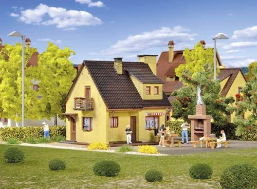Vollmer H0 Wohnhaus Einsteiger Modell 49217 - Bild 1