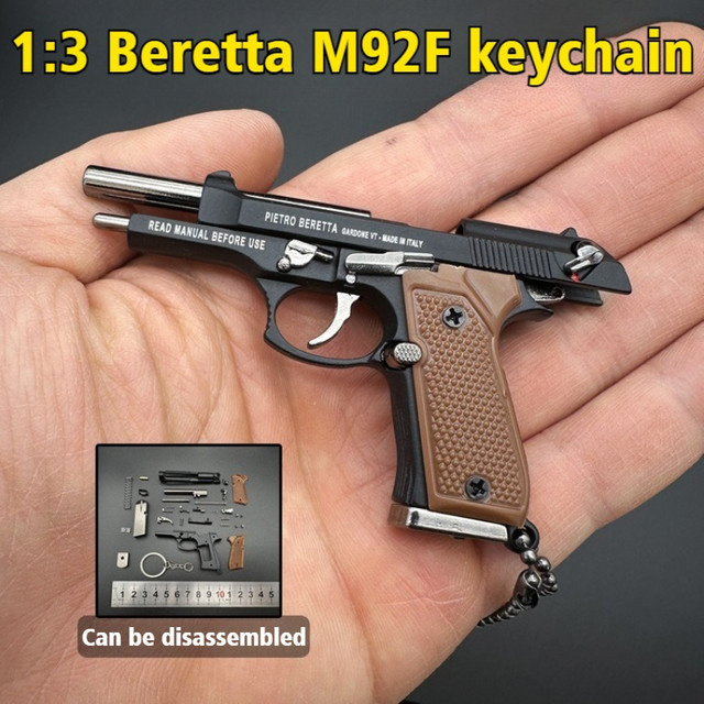 Beretta M92F Pistolen Modell Schlüsselanhänger aus Metall im Maßstab 1:3 in Silber - Bild 1