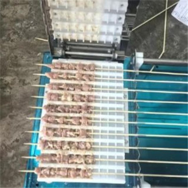 IRISLEE Manuelle Schaschlik-Spießmaschine aus Edelstahl in Silber zur Herstellung von Grill-Kebab-Spießen - Bild 1