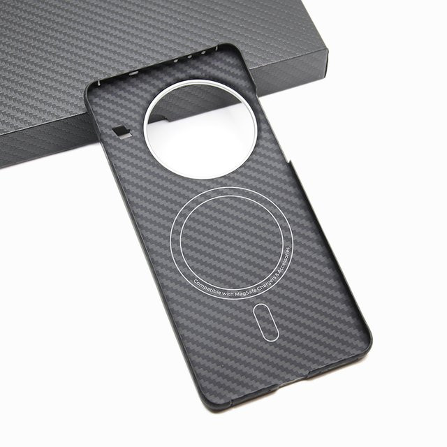 ZXKE Carbon Fiber Case für OnePlus 13 in Schwarz mit 600D Aramidfaser, magnetischer Autounterstützung und MagSafe-Kompatibilität - Bild 1