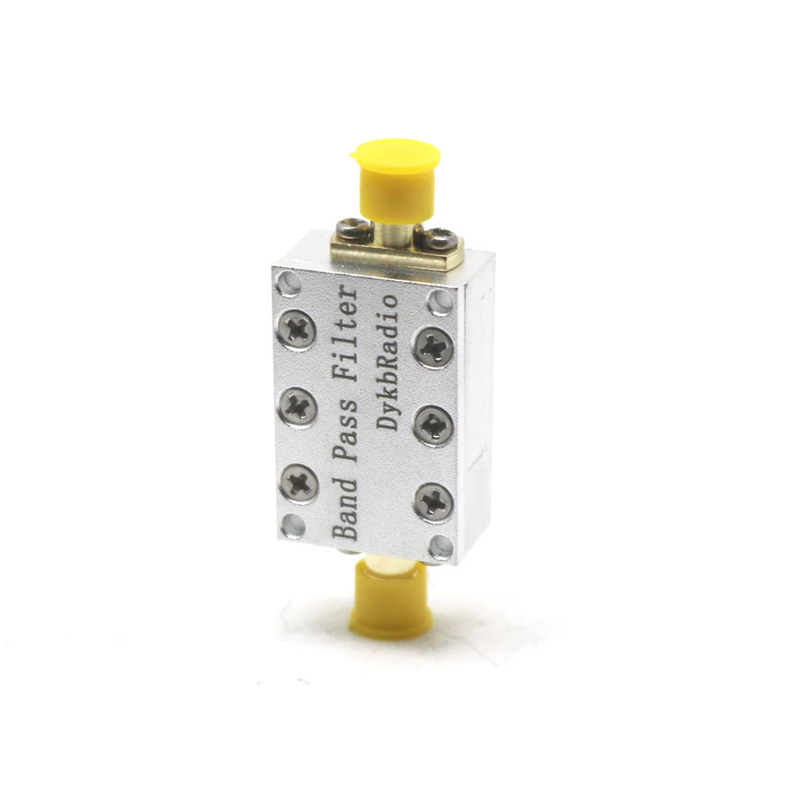 Dykbcells SAW Bandpassfilter für RF Funksignale in Silber, kompatibel mit 433MHz, 868MHz, 915MHz, 1090MHz, 1.2GHz, 1.5GHz, 2.4GHz und 5.8GHz für Drohnen, LoRa, Helium Miner, SDR und WiFi - Bild 2