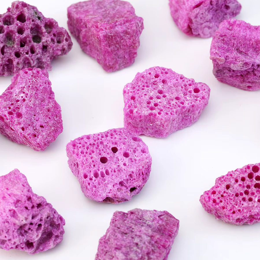 Runyangshi Natürlicher Roter Korund Kristall Rohstein in Rot und Pink als dekoratives Mineralien-Dekor - Bild 4