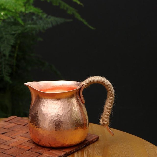 Handgefertigter Vintage Teebehälter aus reinem Kupfer mit Sieb und Seitenhenkeln von Yiran Furniture, Farbe: Braun - Bild 1