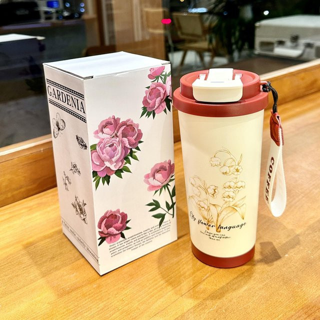 Thermoskanne Kaffeetasse von Yiran Furniture mit Strohhalm, 500 ml, in Weiß, Rot, Schwarz oder Pink - Bild 1