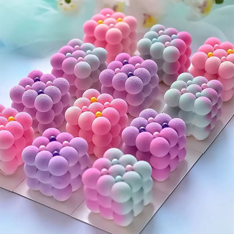 Silikon Backform mit 6 Kavitäten für 3D Würfel und Ball-Desserts in Pink - Bild 2