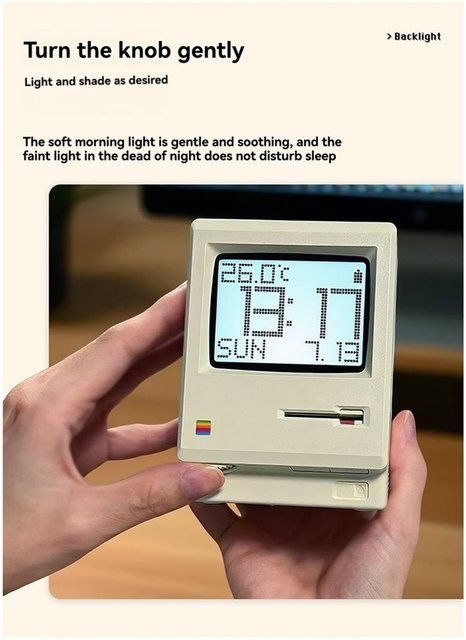 Maclock Retro Digitalwecker im Tastatur-Design für den Schreibtisch - Bild 1