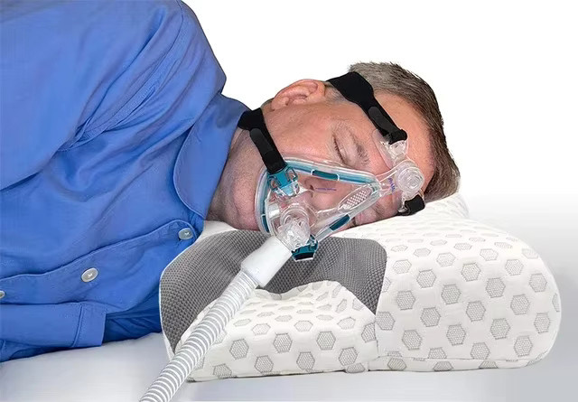 Geruchloses konturiges CPAP-Funktionskissen aus Memory-Schaum in Weiß, B/T/H: 50 x 50 x 3 cm - Bild 2