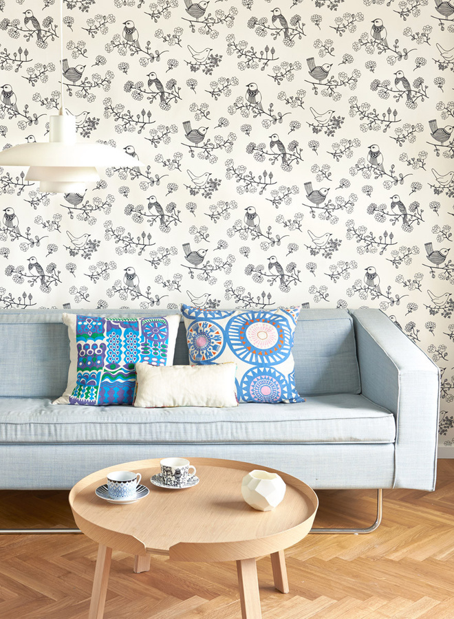 Tapete Sugar Tree von Majvillan in Soft Black/Cream White mit botanischem Design - Bild 1