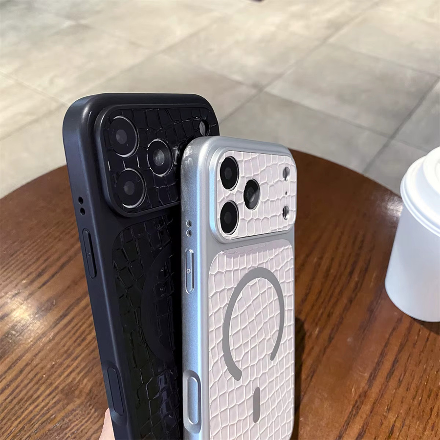 Magnetische Krokodilleder Handyhülle mit Fensterabdeckung für Apple iPhone 17, 16, 15, 14, 13 Pro Max in Grau mit MagSafe Kompatibilität - Bild 2