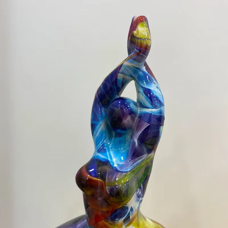 DUTRIEUX Abstrakte Kunstfigur Fat Lady aus Kunstharz in Mehrfarbig als moderne Yoga-Statue für dein Zuhause - Bild 5