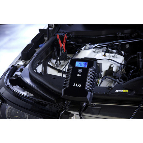 AEG Mikroprozessor-Batterieladegerät LD 8 A für 12 V und 24 V Blei-Säure-Batterien, Schwarz - Bild 3