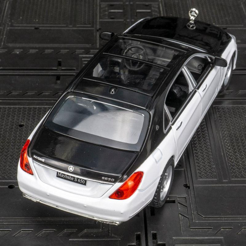 Maisto Mercedes Benz Maybach S650, Modellauto, 1:32, Metall, silber, ab 18 Jahre - Bild 2