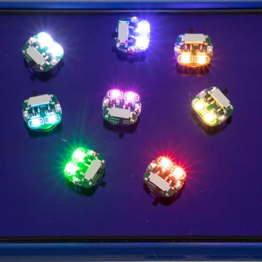 Kabellose Duale LED-Leuchte mit Schalter in Weiß für DIY-Modellbau, Gundam, Puppenhaus-Dekoration und Dioramen - Bild 3