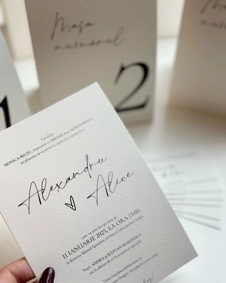 Personalisierte Grußkarte aus Baumwollpapier in Weiß für Hochzeit, Jahrestag oder Geburtstag, B: 13,0 cm, H: 30,0 cm - Bild 1