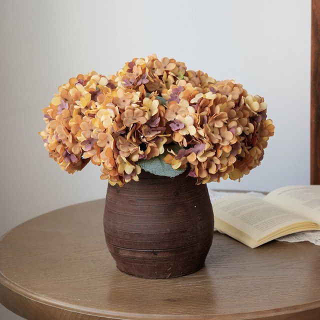 WQNJIN Künstliche Blume mit Stickerei in Weiß zur Tischdekoration für Wohnzimmer und Hochzeit - Bild 1