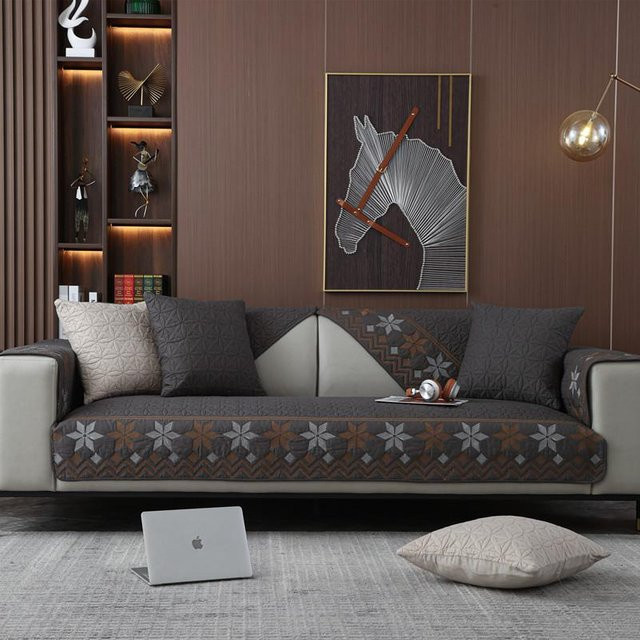 Super Six Kissen aus gewaschener Baumwolle mit Stickerei, schlichtes Sofakissen für alle Jahreszeiten, B/B/H: 70 x 70 x 70 cm - Bild 1
