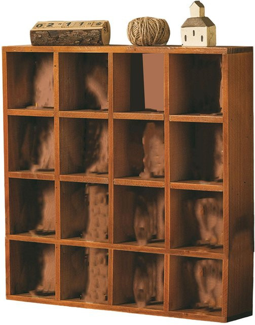 Aimo Retro Wandregal aus Holz und Metall als Figuren-Ausstellungsregal in Braun mit Rückwand - Bild 1