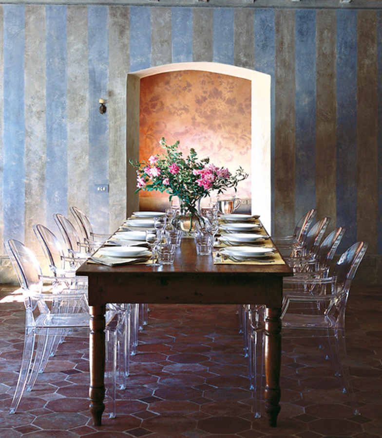 Kartell Victoria Ghost Stuhl in Transparent Weiß Glossy - Bild 3