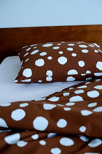 IKEA RIGMOR DOT Kissenhülle aus Baumwolle, Braun, B/H: 50 x 70 cm - Bild 1