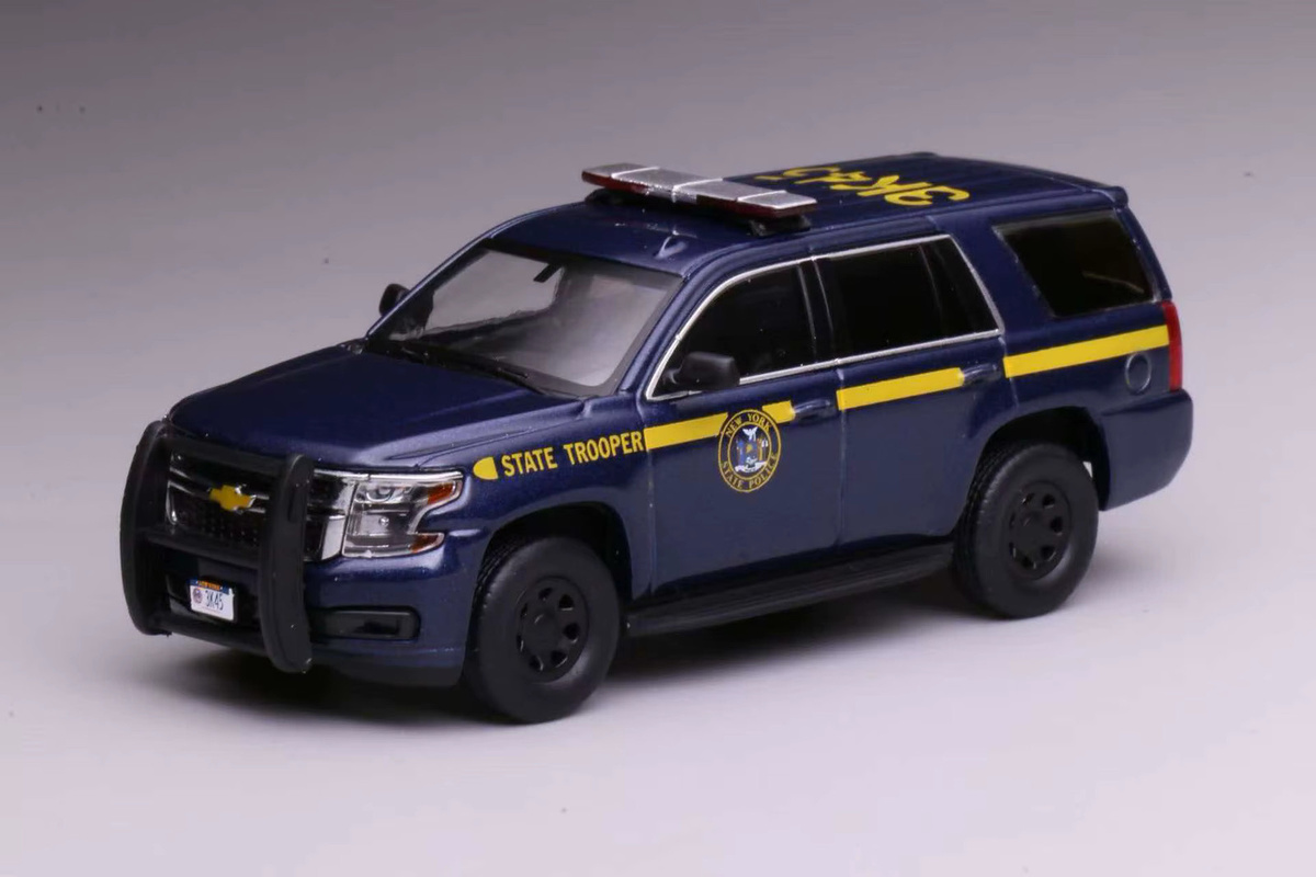 JKM New York State Police Chevrolet Tahoe, Polizeiauto, 1:64, Metall, ab 14 Jahren - Bild 2
