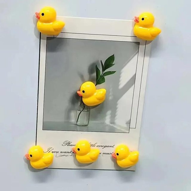 6 Stück Binchi Outdoor Product Süße Cartoon-Enten Kühlschrankmagnete in Gelb zur Dekoration von Wand-Nachrichtentafeln und Pinnwänden - Bild 1