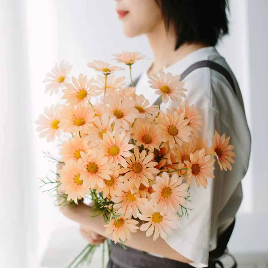 TTCY Künstliche Gänseblümchen Blumensträuße aus Seide für Dekoration, Hochzeit und Fotografie - Bild 1