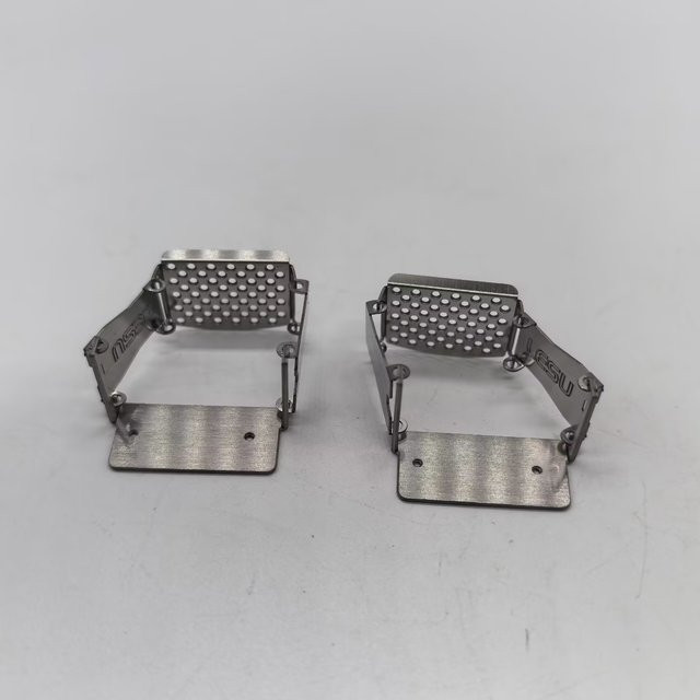 LESU Metall-Seitenfußpedal, 1/14 Maßstab, Zubehör - Bild 1