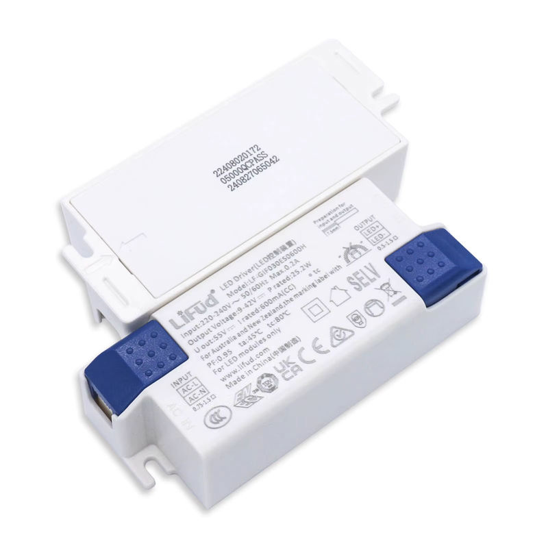 Lifud LED-Treiber LF-GIF030ES0 in Weiß, 25,2 W bis 39,9 W, 600 mA-950 mA, DC 9–42 V Beleuchtungstransformator - Bild 7