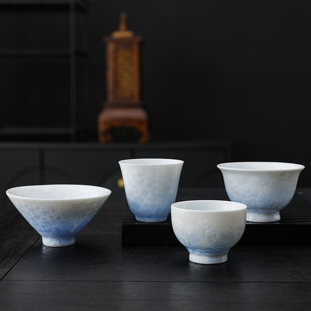 Keramische Kung-Fu-Teetasse aus glasiertem Kristall in Blau - Bild 1