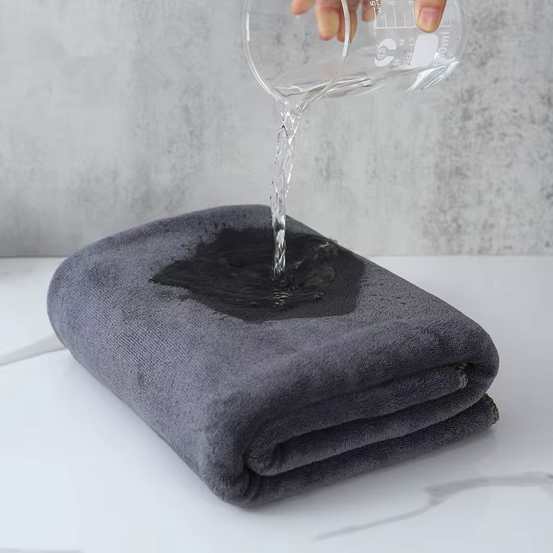 Saugfähiges Mikrofaser-Badetuch in Grau, schnelltrocknendes Mehrzweck-Handtuch - Bild 2