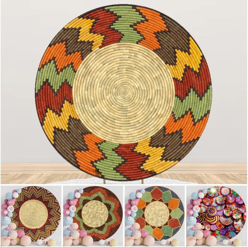 Runder Fotohintergrund im äthiopischen Korbgeflecht-Design von Mossiaiy mit Blumenmuster für Hochzeiten und Geburtstage in Mehrfarbig - Bild 1
