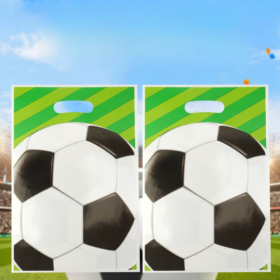 Fußball Party Geschenktüten für Kinder als Geburtstagdekoration und Süßigkeitenverpackung in Weiß - Bild 3