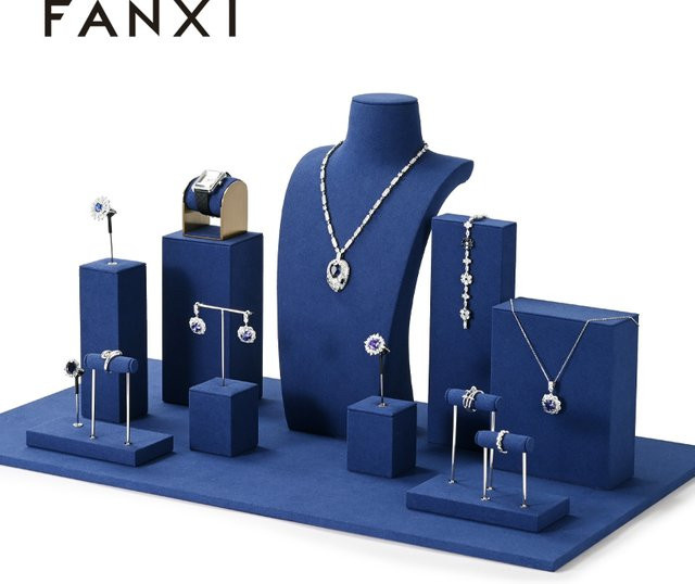 Oirlv Schmuck-Display-Set in Blau mit Büste und Uhrenhalter für Halsketten, Ringe, Ohrringe und Armreife - Bild 1