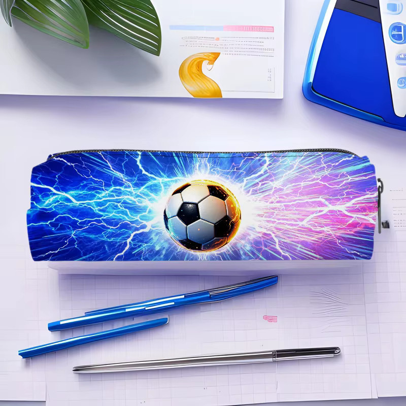 Fußball-Federmäppchen mit Farbspritzer-Motiv in Multicolour aus Polyester für Schule und Büro - Bild 2